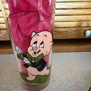 Looney Tune Collector Glass with dual Characters-Porky Pig & Tazmanian  Devil